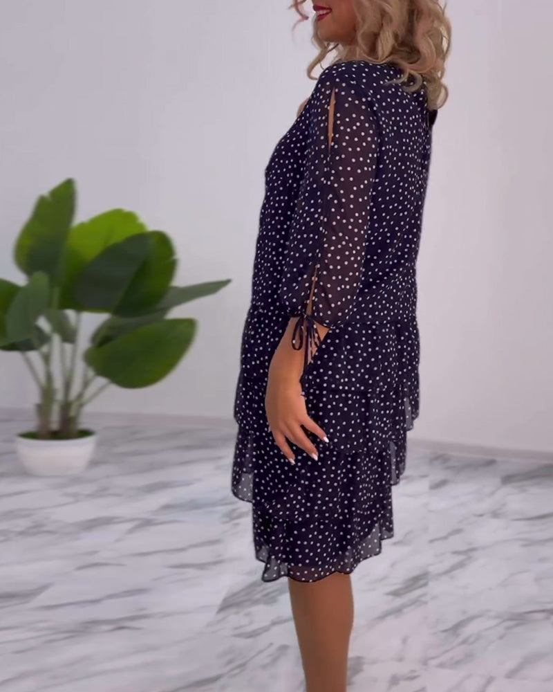 Vera™ | Elegante Gelaagde Stippenjurk