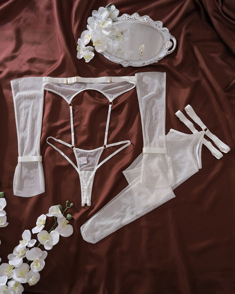 Leya™ | Sheer Lingerieset met Body, Handschoenen & Kousen