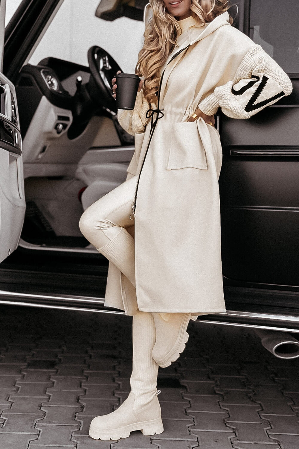 NOËLLE™ | Luxe Lange Jas met Capuchon