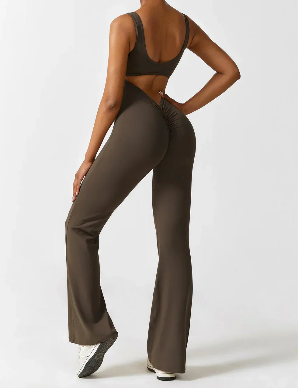 NOËLLE™ | Trendy & Flatterende V-Back Jumpsuit