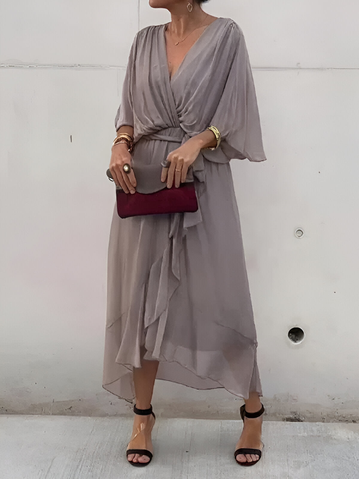 Veronique™ | Zachte Chiffonjurk met V-hals