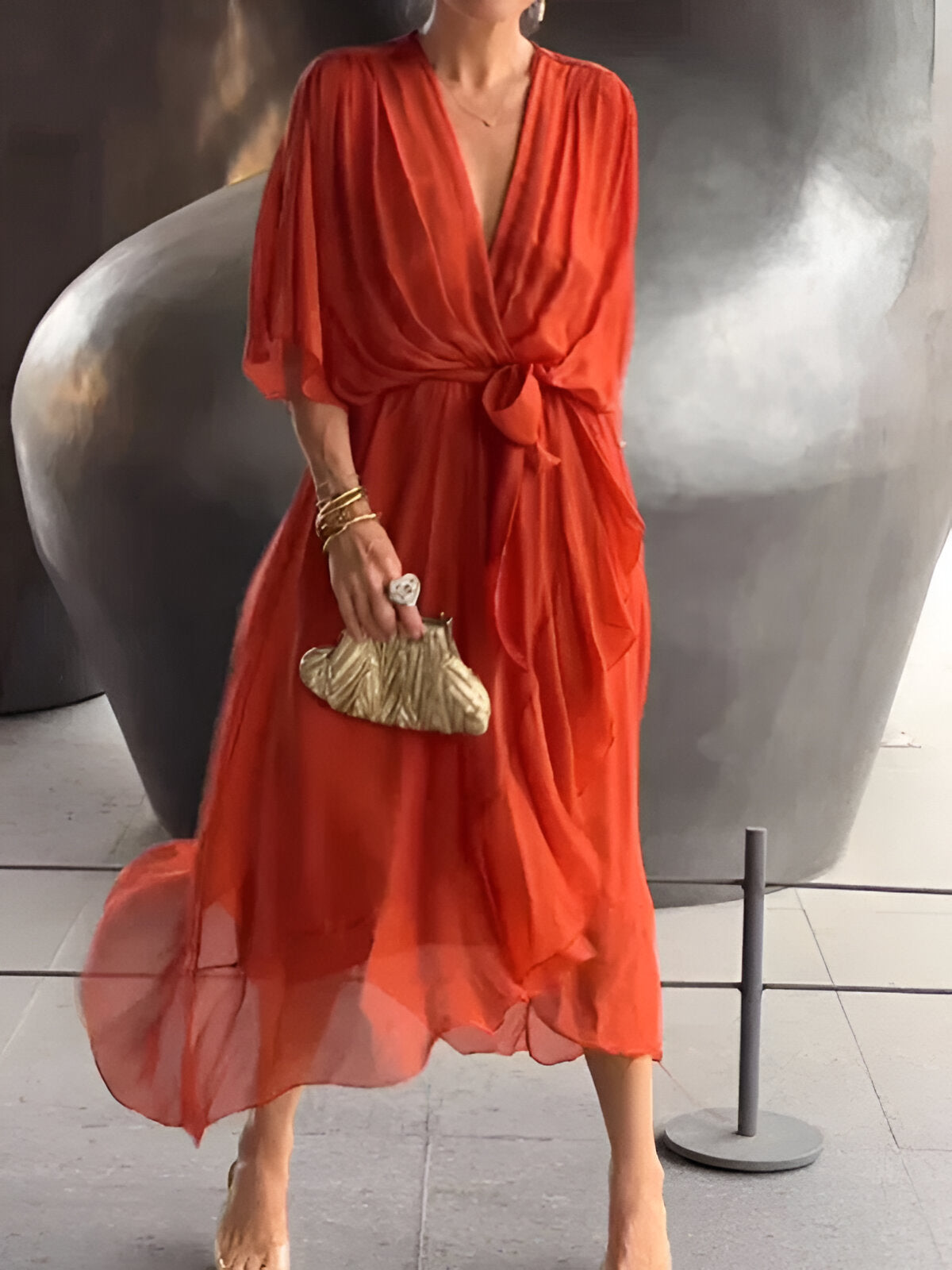 Veronique™ | Zachte Chiffonjurk met V-hals