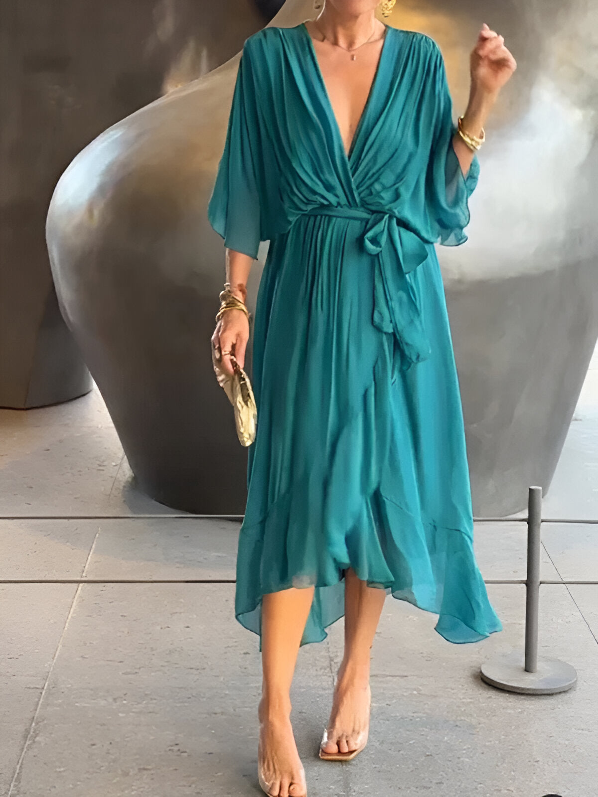 Veronique™ | Zachte Chiffonjurk met V-hals